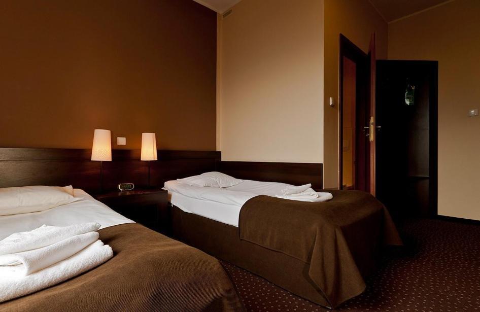 A' Propos Hotel, Restauracja, Club Wałbrzych Habitación foto